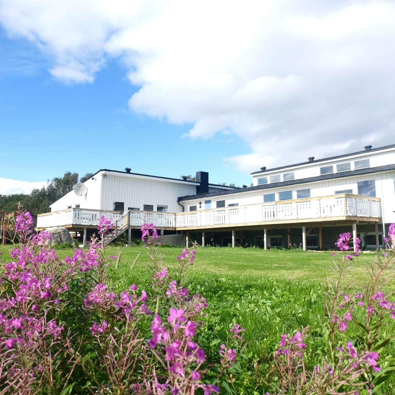Varangertunet Arctic Resort Jakobselv Esterno foto
